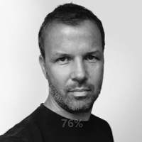 在自己领域接受和开创计算机技术的时尚插画家之一Jason Brooks